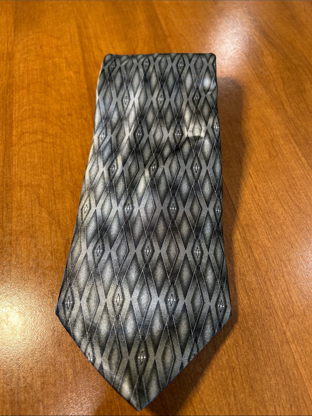 Puritan Classic Geometric Black and Gray Men's Tie 100% polyester